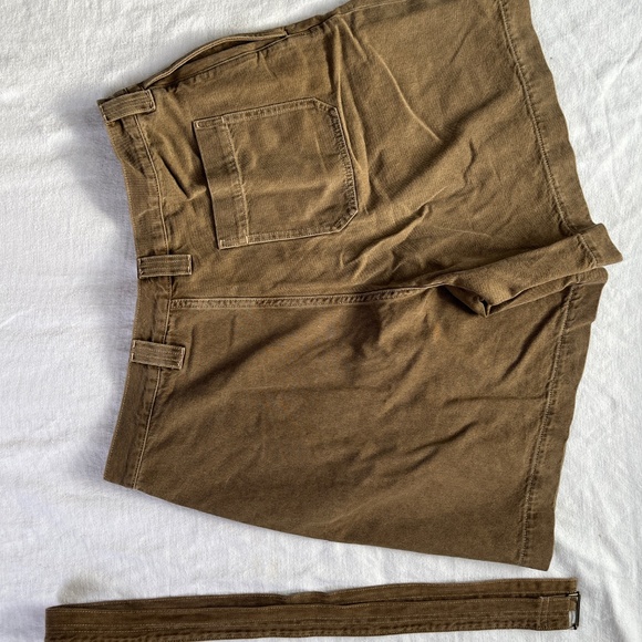 Men’s Beige Denim Shorts with Belt Size 38 - Picture 4 of 5